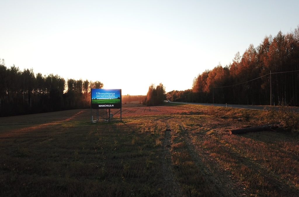 Tienvarsimainonta Kangasala